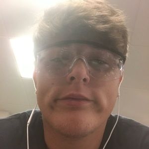 Meet your Posher, Caden